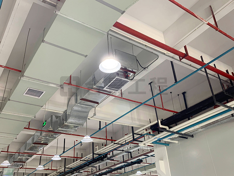 東莞盈灃科技有限公司工程緊鑼密鼓施工中，為迎接竣工全力奮戰(zhàn)！
