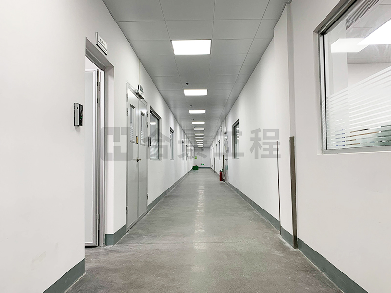 東莞盈灃科技有限公司工程緊鑼密鼓施工中，為迎接竣工全力奮戰(zhàn)！